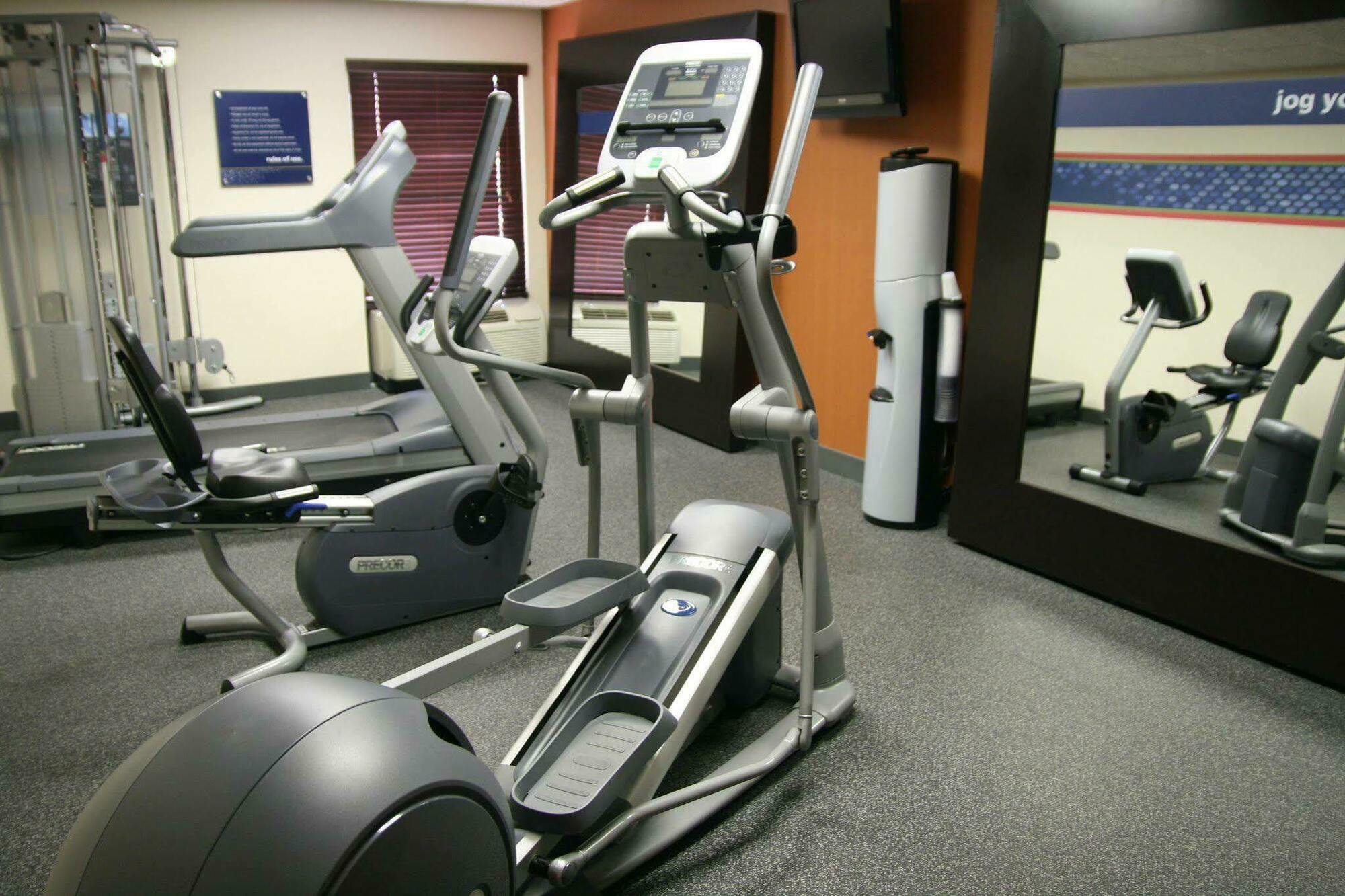 Hampton Inn Clemson Konforlar fotoğraf